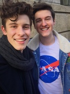 Shawn Mendes : shawn-mendes-1551991201.jpg