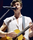 Shawn Mendes : shawn-mendes-1560460682.jpg