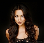 Shay Mitchell : shaymitchell_1277490230.jpg