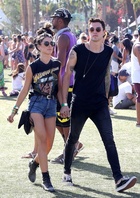 Shenae Grimes : shenae-grimes-1408039693.jpg