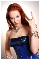 Simone Simons : simonesimons_1235055201.jpg