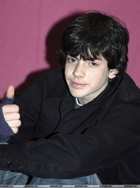 Skandar Keynes : TI4U_u1141172749.jpg