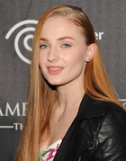 Sophie Turner : sophie-turner-1387739187.jpg