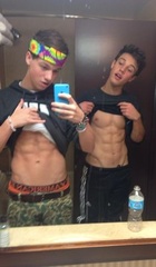 Taylor Caniff : TI4U1431281239.jpg