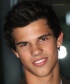 Taylor Lautner : taylor-lautner-1315420646.jpg