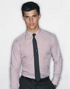 Taylor Lautner : taylor-lautner-1326305442.jpg