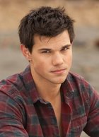 Taylor Lautner : taylor-lautner-1326768977.jpg