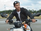 Taylor Lautner : taylor-lautner-1349020465.jpg