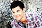 Taylor Lautner : taylor-lautner-1381097829.jpg