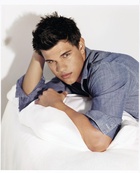 Taylor Lautner : taylor-lautner-1423743301.jpg