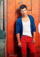 Taylor Lautner : taylor-lautner-1442786307.jpg