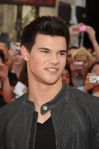 Taylor Lautner : taylor_lautner_1247032870.jpg