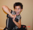 Taylor Lautner : taylor_lautner_1258926519.jpg