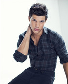 Taylor Lautner : taylor_lautner_1260650204.jpg