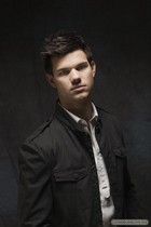 Taylor Lautner : taylor_lautner_1266715017.jpg