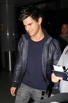 Taylor Lautner : taylor_lautner_1283966503.jpg