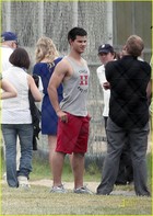 Taylor Lautner : taylor_lautner_1285003354.jpg