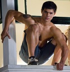 Taylor Lautner : taylor_lautner_1295477330.jpg