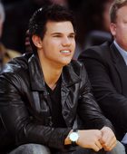 Taylor Lautner : taylor_lautner_1310836507.jpg