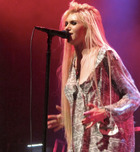 Taylor Momsen : taylor-momsen-1333648041.jpg