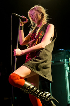 Taylor Momsen : taylor-momsen-1334686963.jpg