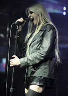 Taylor Momsen : taylor-momsen-1335808067.jpg