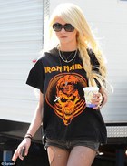 Taylor Momsen : taylor-momsen-1369506538.jpg