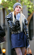 Taylor Momsen : taylor_momsen_1257486949.jpg