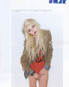 Taylor Momsen : taylor_momsen_1259954819.jpg