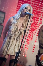 Taylor Momsen : taylor_momsen_1284247098.jpg