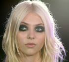 Taylor Momsen : taylor_momsen_1308570504.jpg