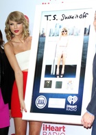 Taylor Swift : taylor-swift-1412129678.jpg