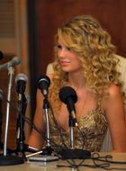 Taylor Swift : taylor_swift_1207411864.jpg