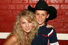 Taylor Swift : taylor_swift_1207768719.jpg