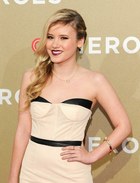 Taylor Spreitler : taylor-spreitler-1392306798.jpg