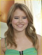 Taylor Spreitler : taylorspreitler_1283222446.jpg