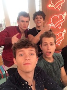 The Vamps : the-vamps-1444041721.jpg