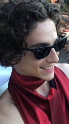 Timothee Chalamet : timothee-chalamet-1662159113.jpg