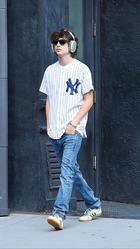 Timothee Chalamet : timothee-chalamet-1690526474.jpg