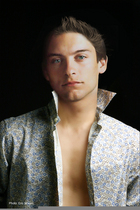 Tobey Maguire : TI4U_u1149632988.jpg