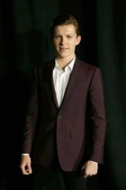 Tom Holland : tom-holland-1601223541.jpg