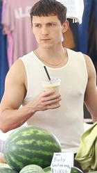 Tom Holland in General Pictures, Uploaded by: Guest