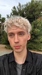 Troye Sivan : troye-sivan-1532821501.jpg