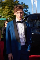 Troye Sivan : troye-sivan-1546827841.jpg