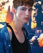 Troye Sivan : troye-sivan-1557955802.jpg