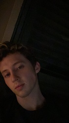 Troye Sivan : troye-sivan-1627264802.jpg