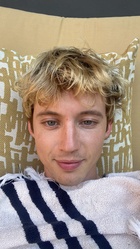 Troye Sivan : troye-sivan-1681605541.jpg