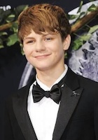 Ty Simpkins : ty-simpkins-1456720561.jpg