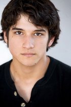 Tyler Posey : tyler_posey_1304102451.jpg