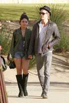 Vanessa Anne Hudgens : TI4U1373739542.jpg